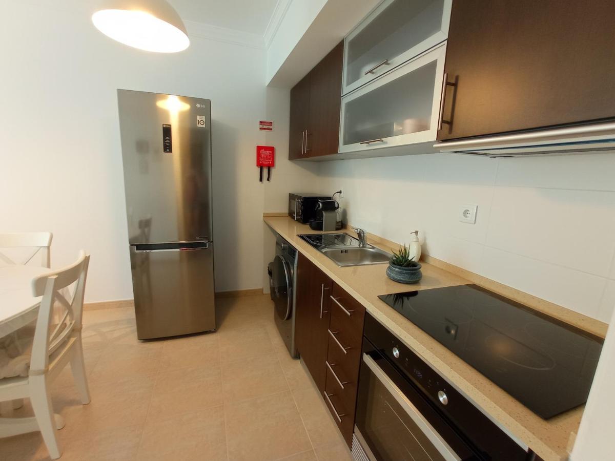 Comfortable Lumina - Apartment